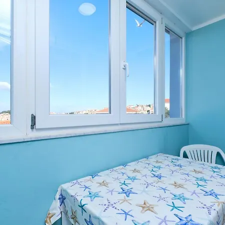 Apartment Crolos1 *